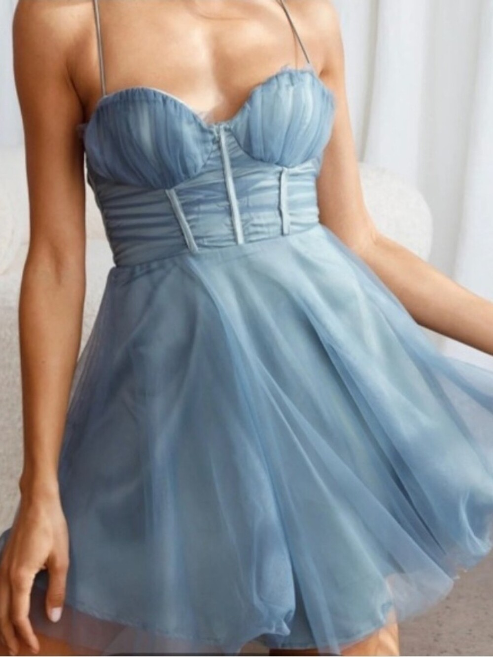 Selfie Leslie Hoco (SMITTEN SWEETHEART NECKLINE CHIFFON MINI PARTY DRESS Size M - Picture 1 of 7